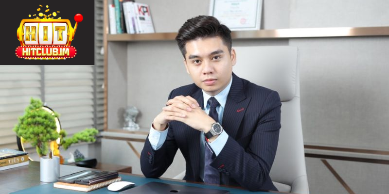 John Herry – Hành Trình Hình Thành Tư Duy Lãnh Đạo Và Dấu Ấn Tại Hitclub 2 John Herry có tư duy luôn đổi mới